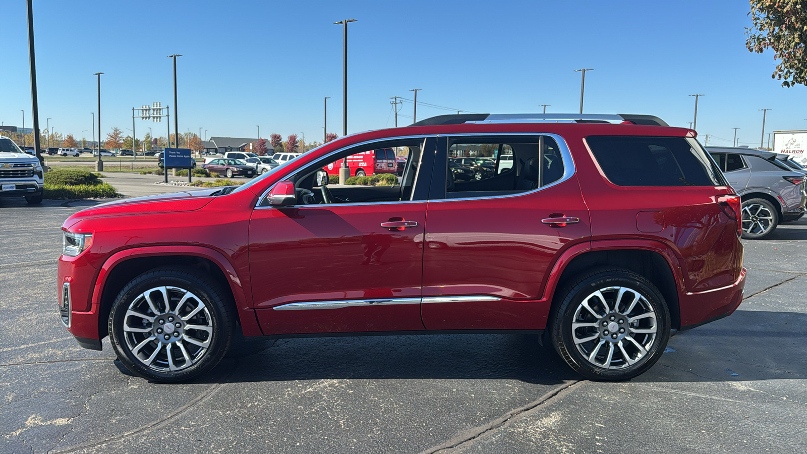 2023 GMC Acadia Denali 2