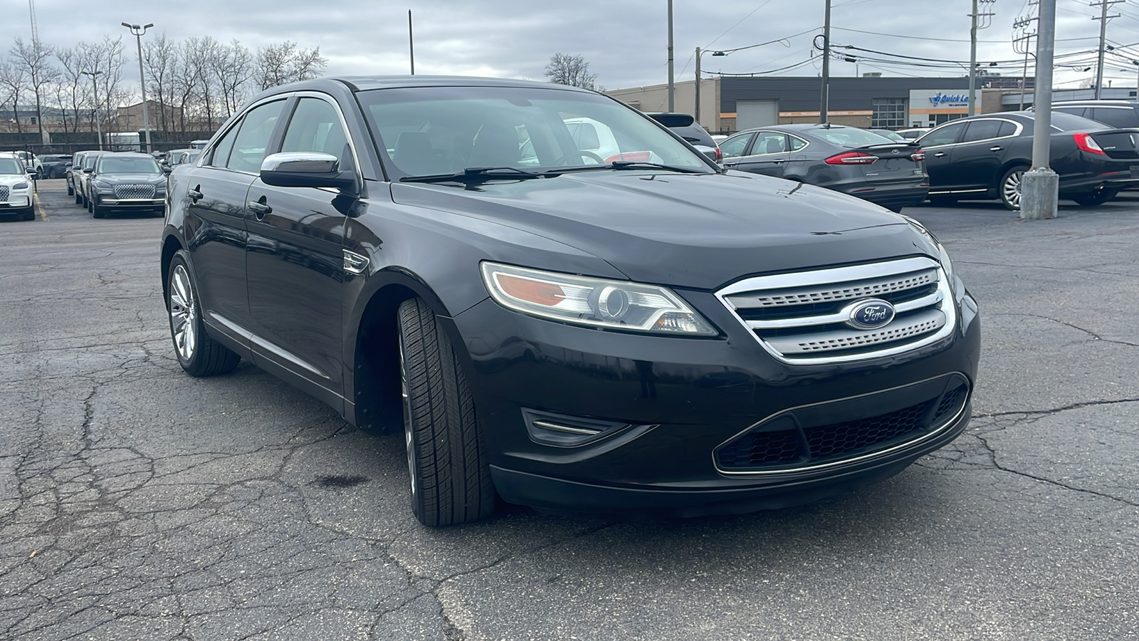 2010 Ford Taurus Limited 2