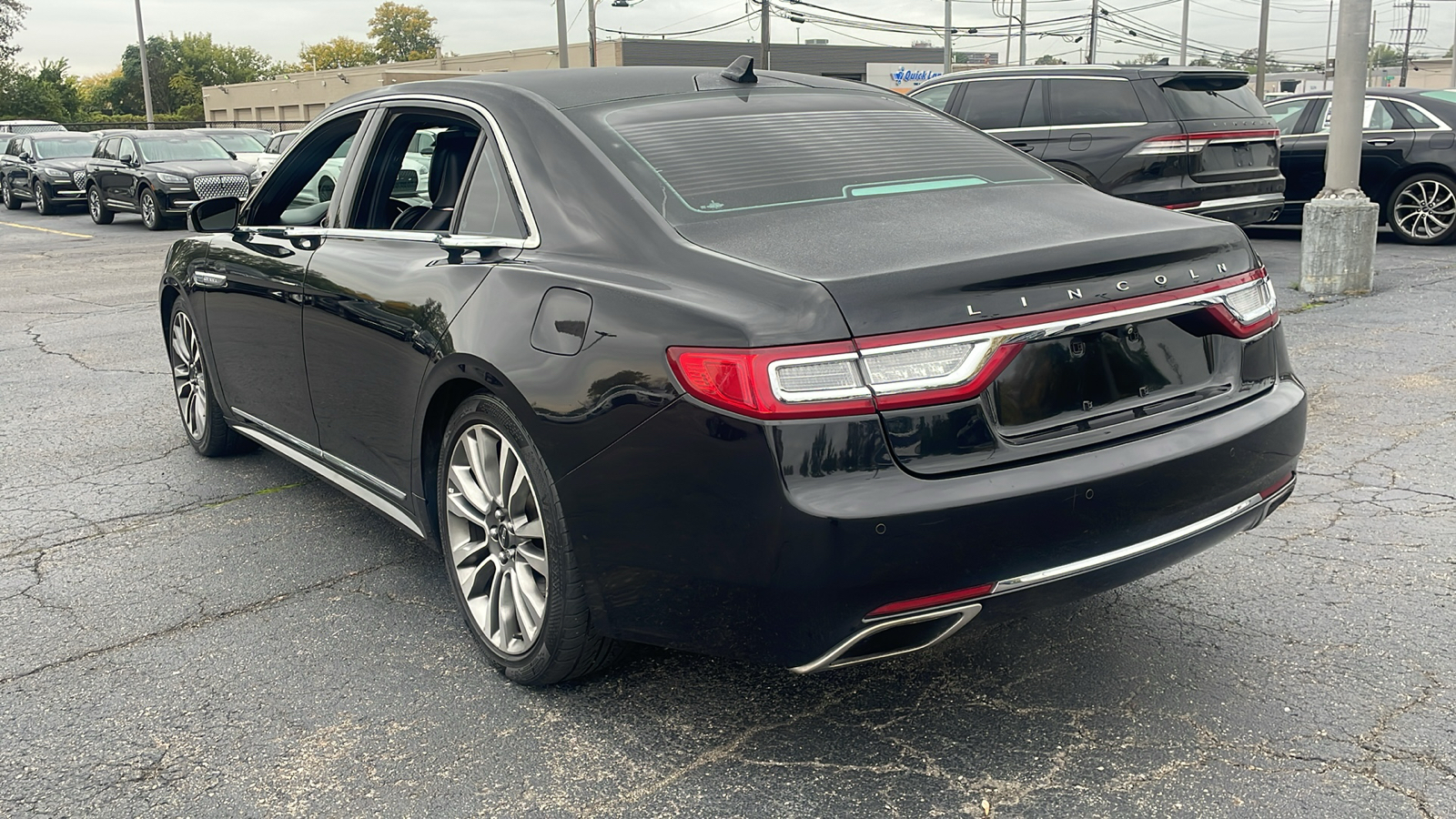 2019 Lincoln Continental Select 5