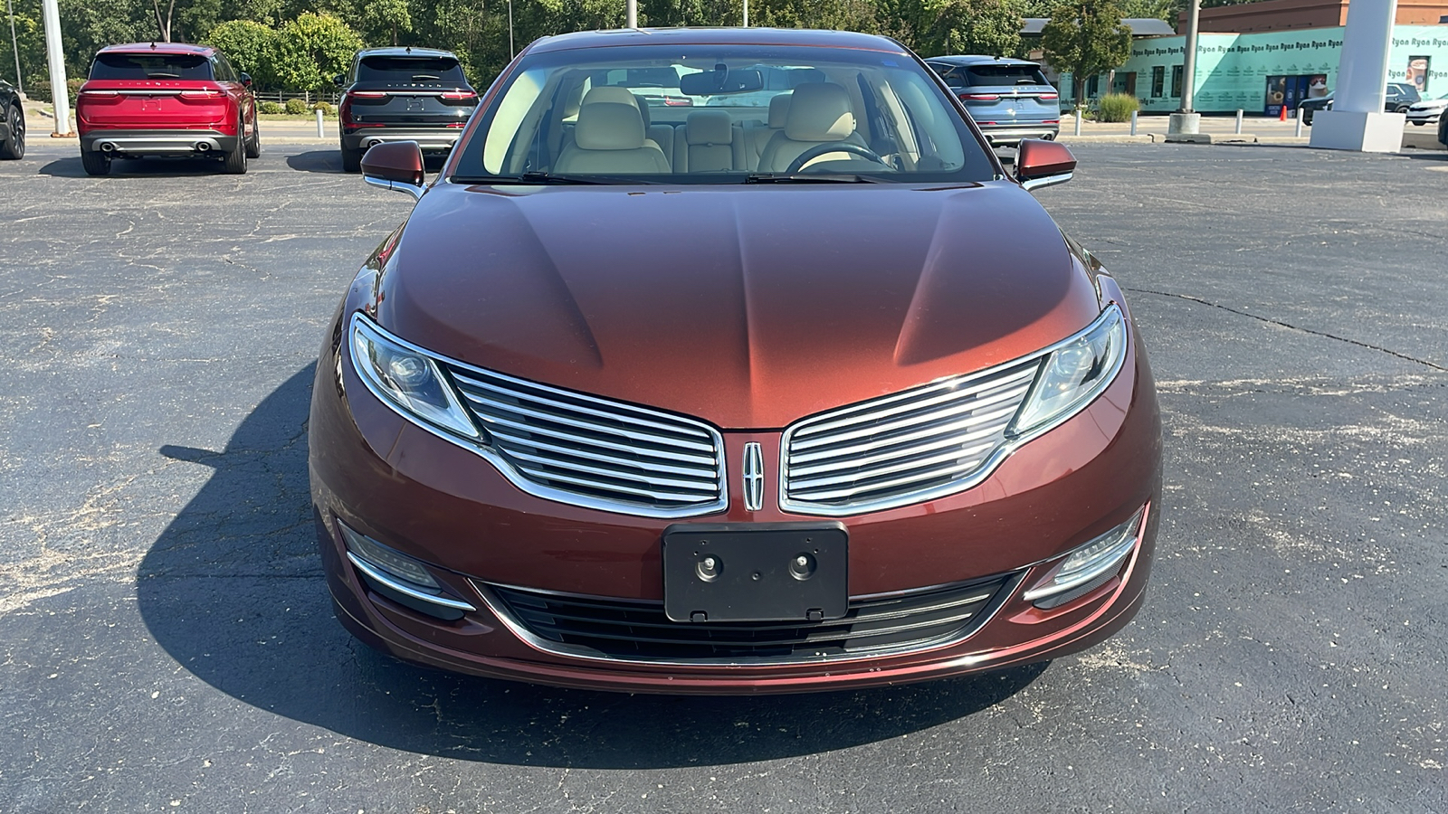 2015 Lincoln MKZ Base 32