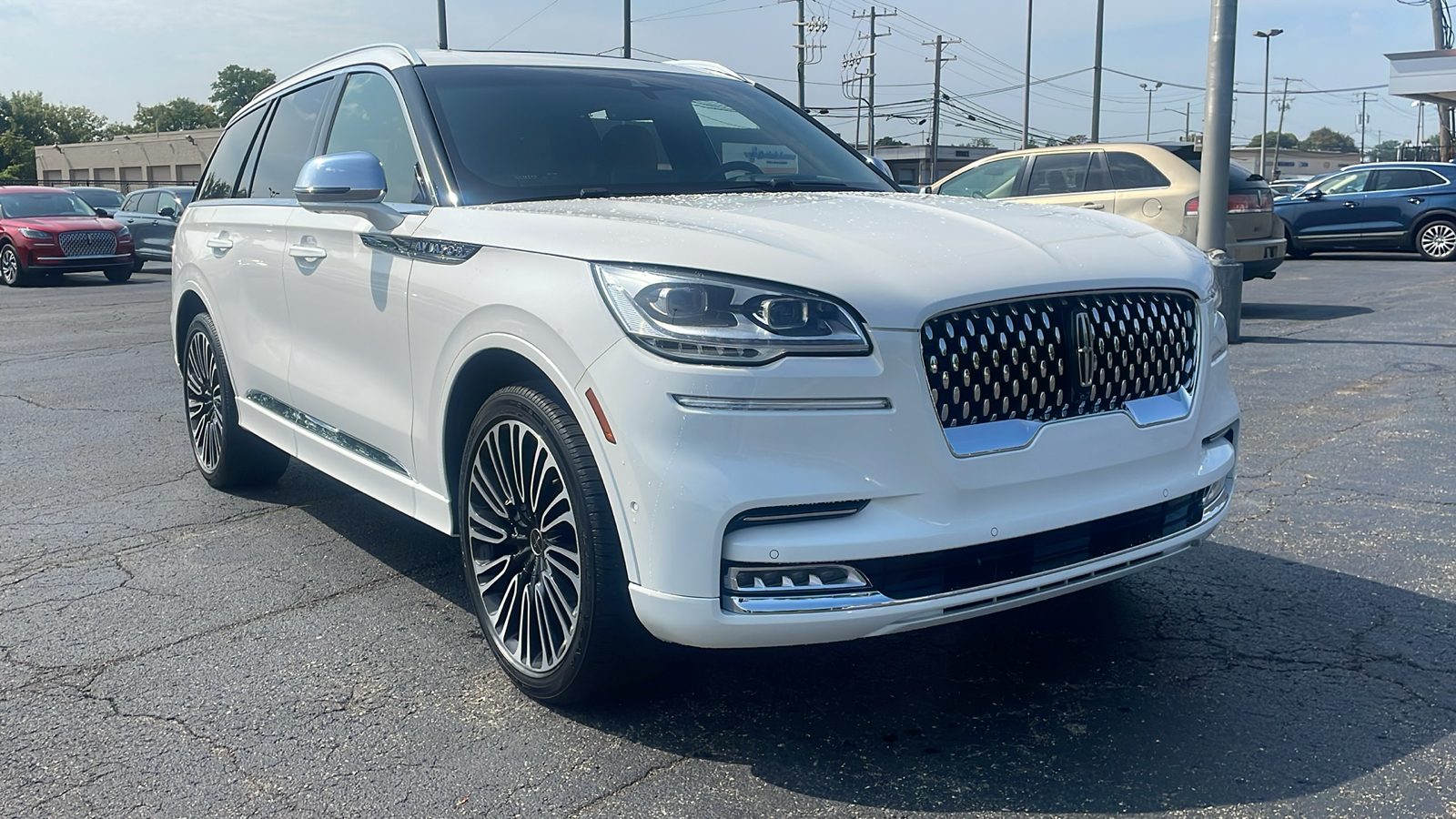 2022 Lincoln Aviator Black Label 2