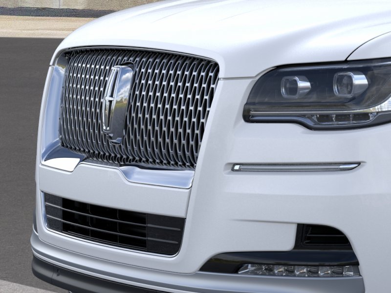 2024 Lincoln Navigator Premiere 17