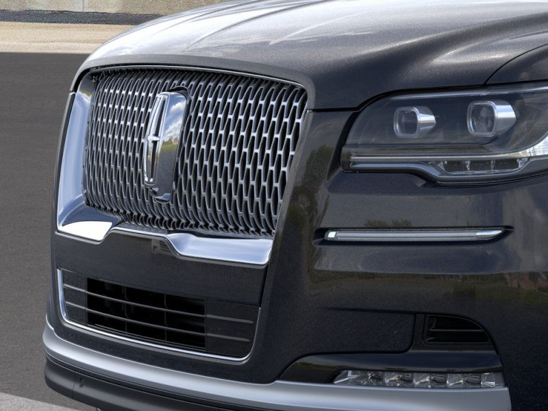 2024 Lincoln Navigator Premiere 15