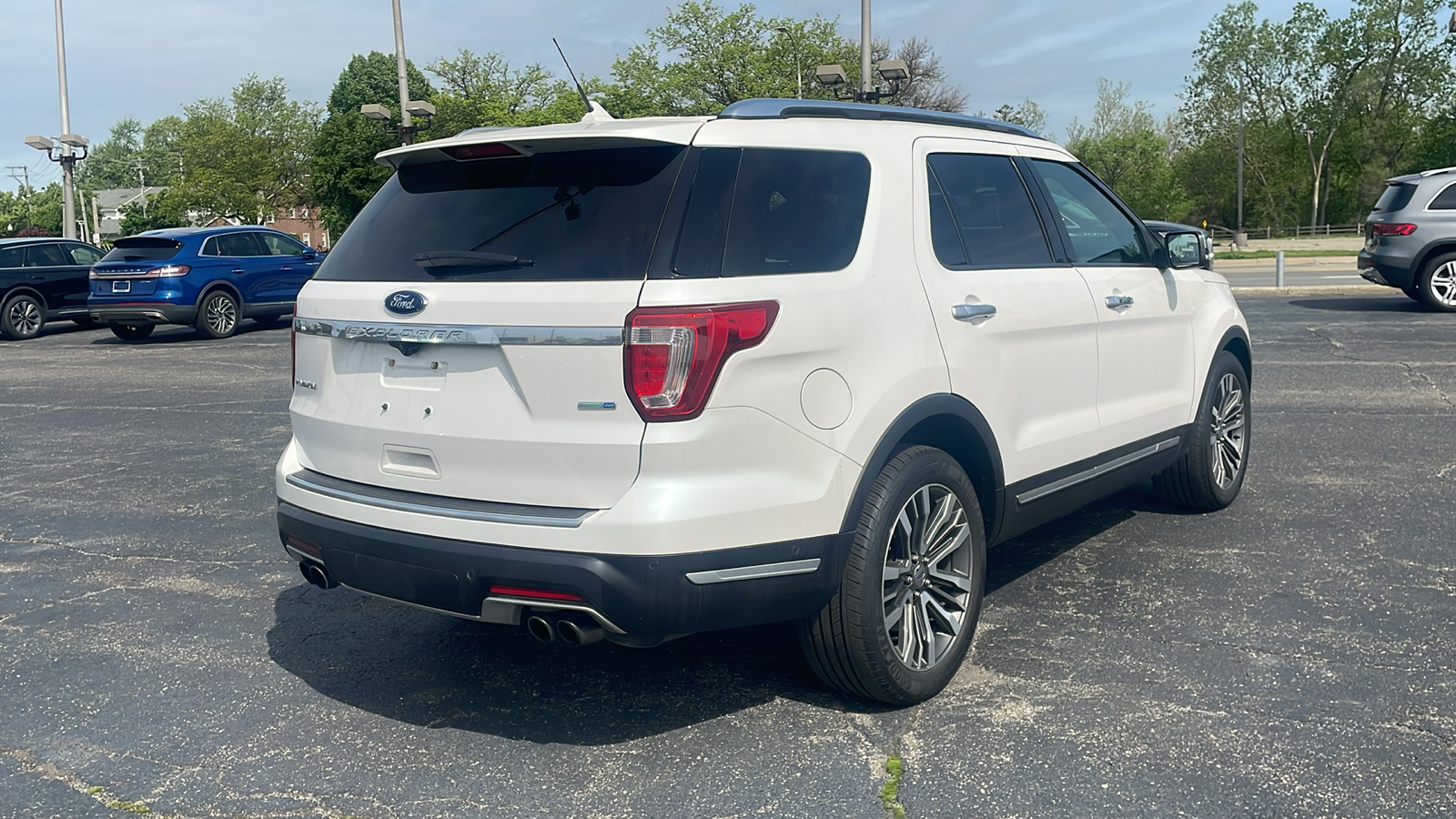 2018 Ford Explorer Platinum 4