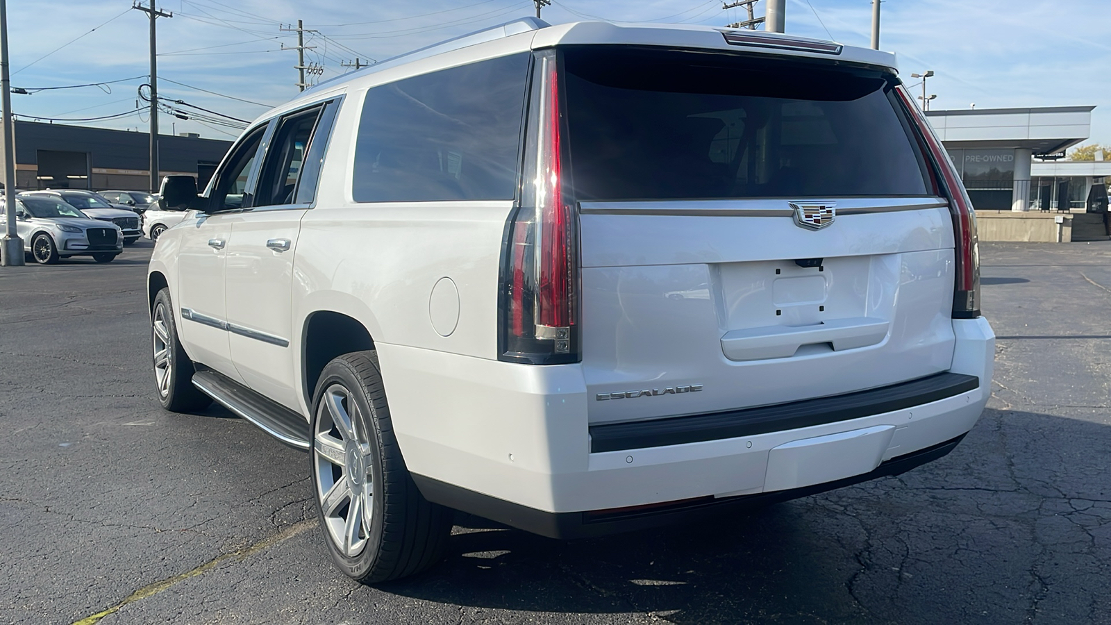 2017 Cadillac Escalade ESV Luxury 5