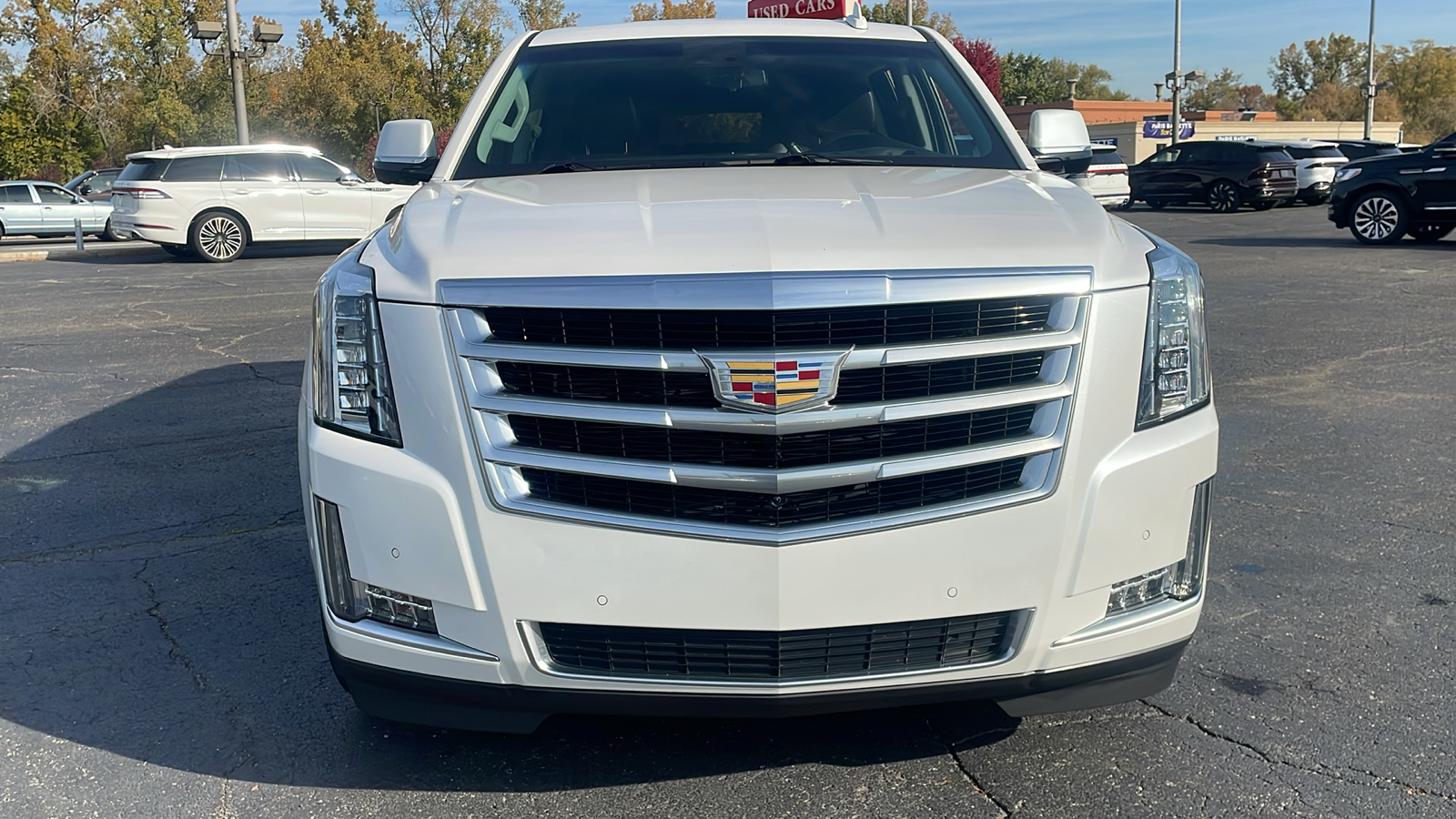 2017 Cadillac Escalade ESV Luxury 34