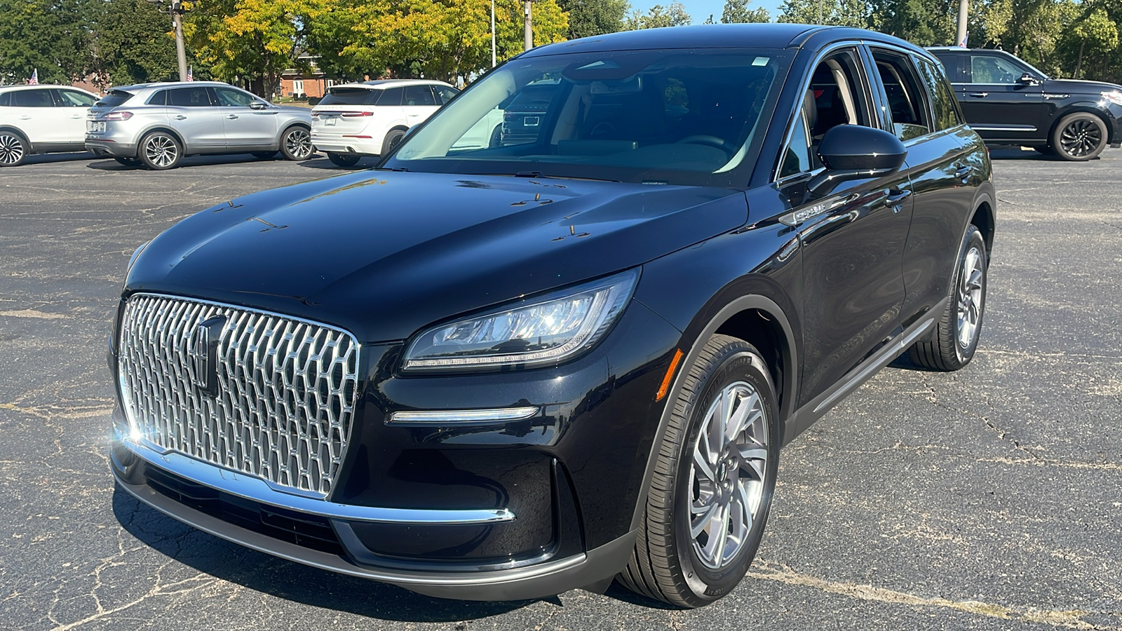 2023 Lincoln Corsair Standard 7