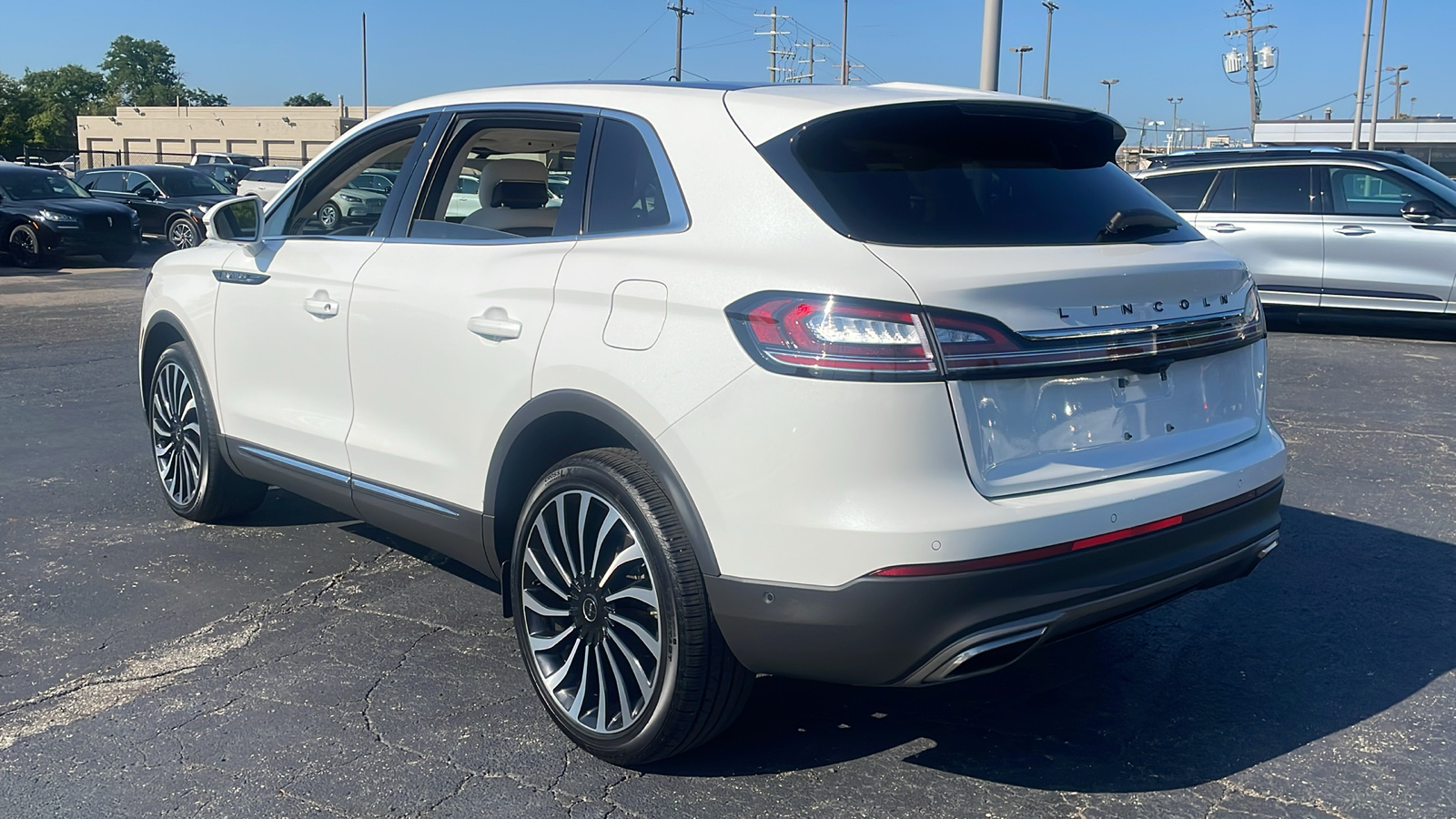 2022 Lincoln Nautilus Black Label 5