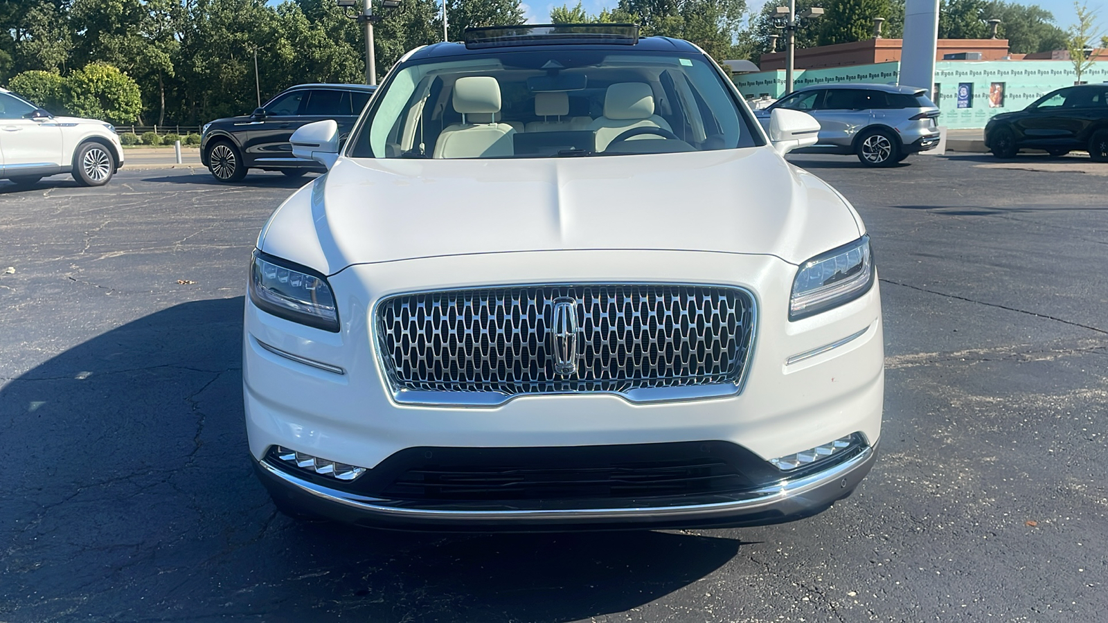 2022 Lincoln Nautilus Black Label 34