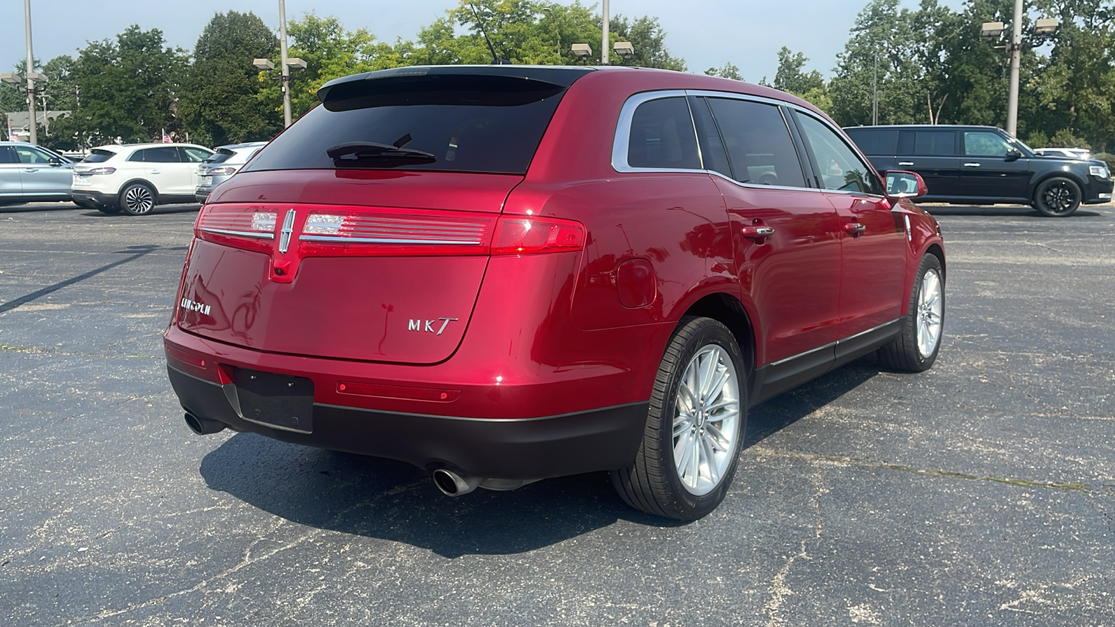 2018 Lincoln MKT Reserve 4