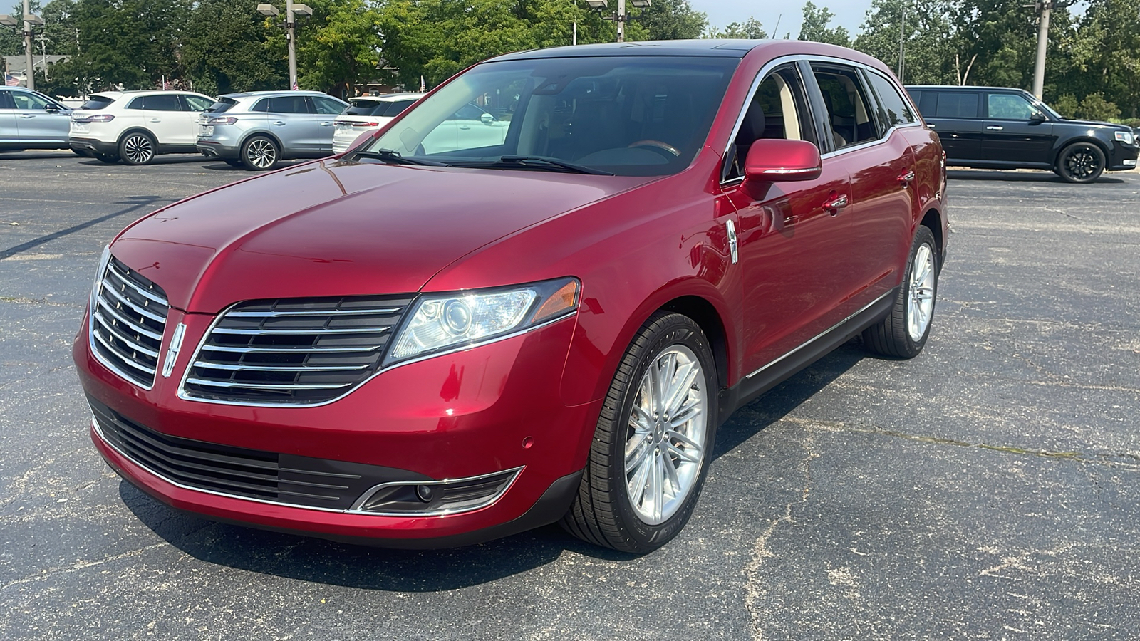 2018 Lincoln MKT Reserve 7