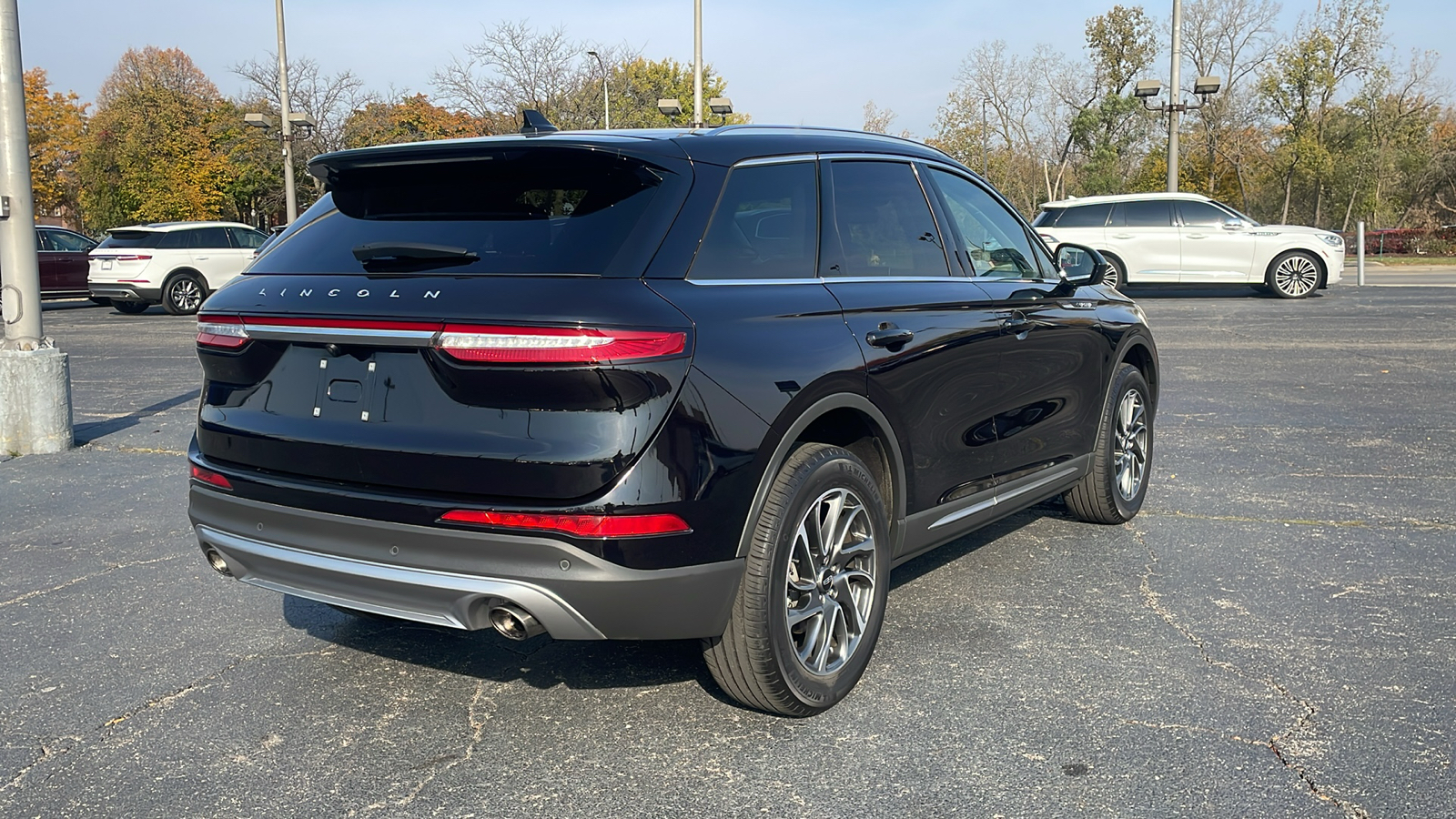 2022 Lincoln Corsair Standard 4