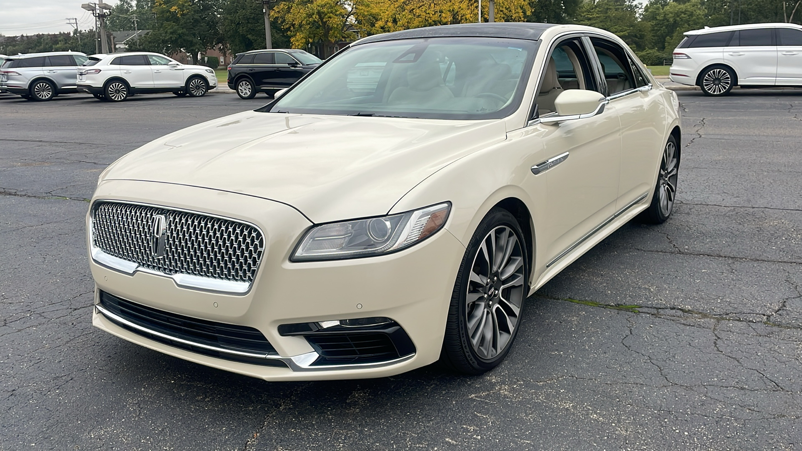 2018 Lincoln Continental Reserve 7