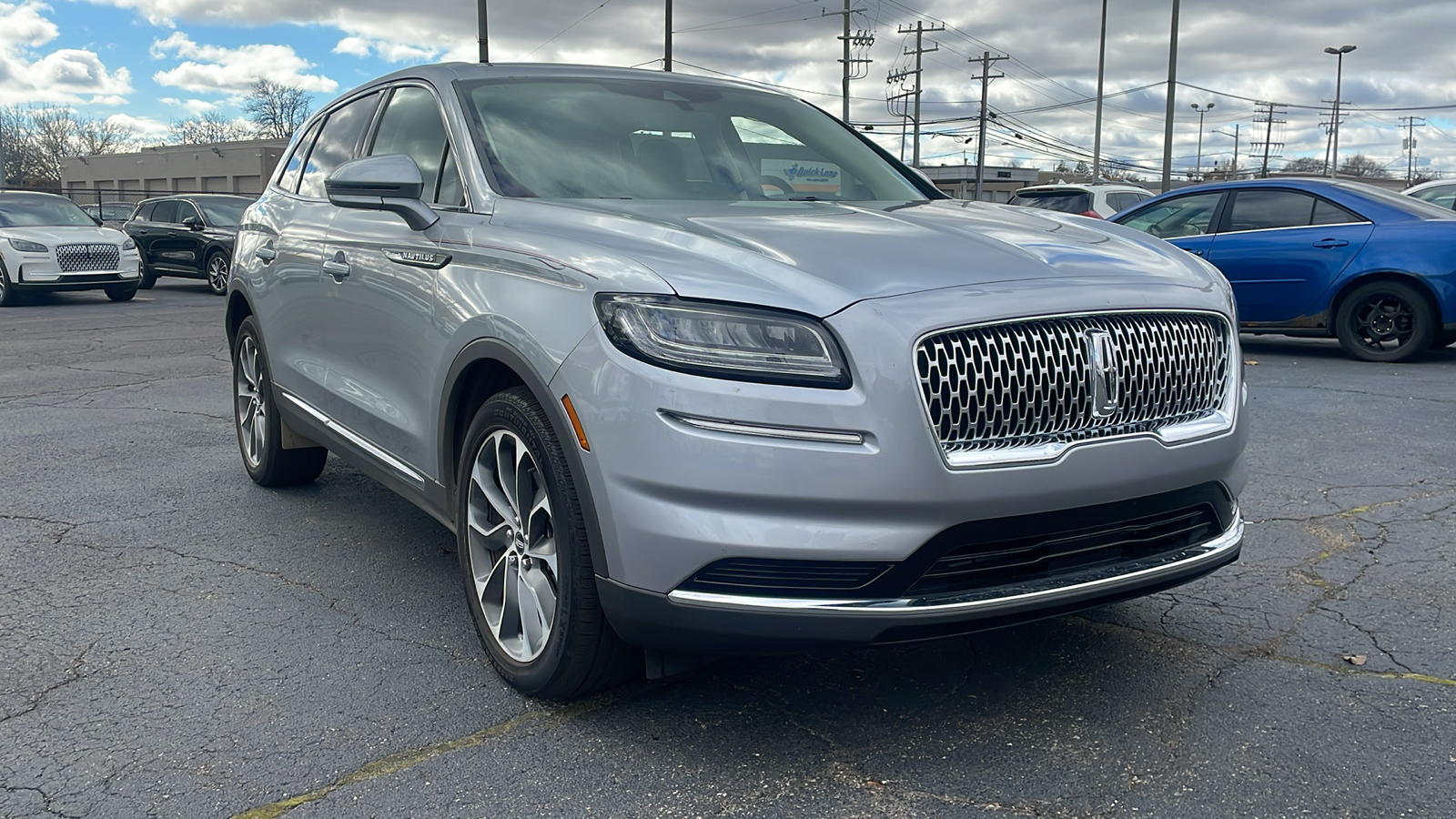 2023 Lincoln Nautilus Reserve 2