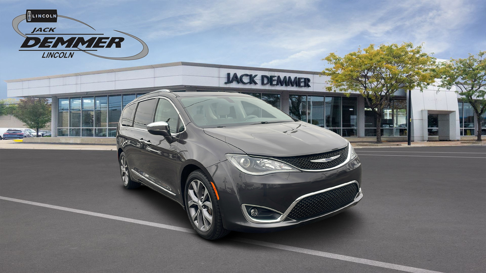 2018 Chrysler Pacifica Limited 1