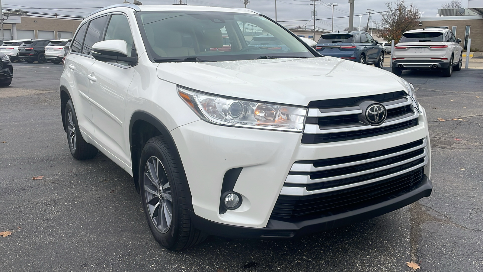 2018 Toyota Highlander XLE 2