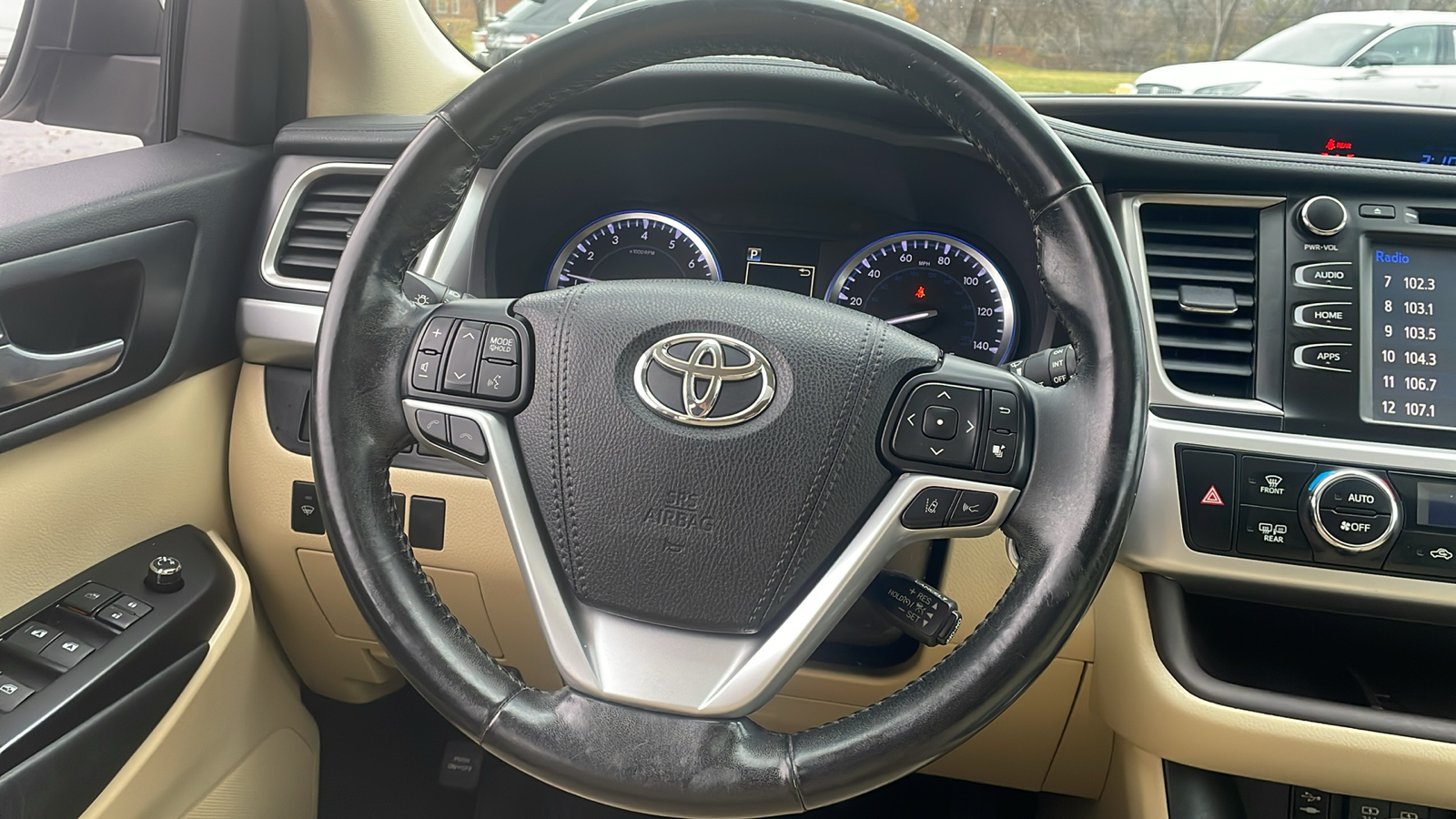 2018 Toyota Highlander XLE 14