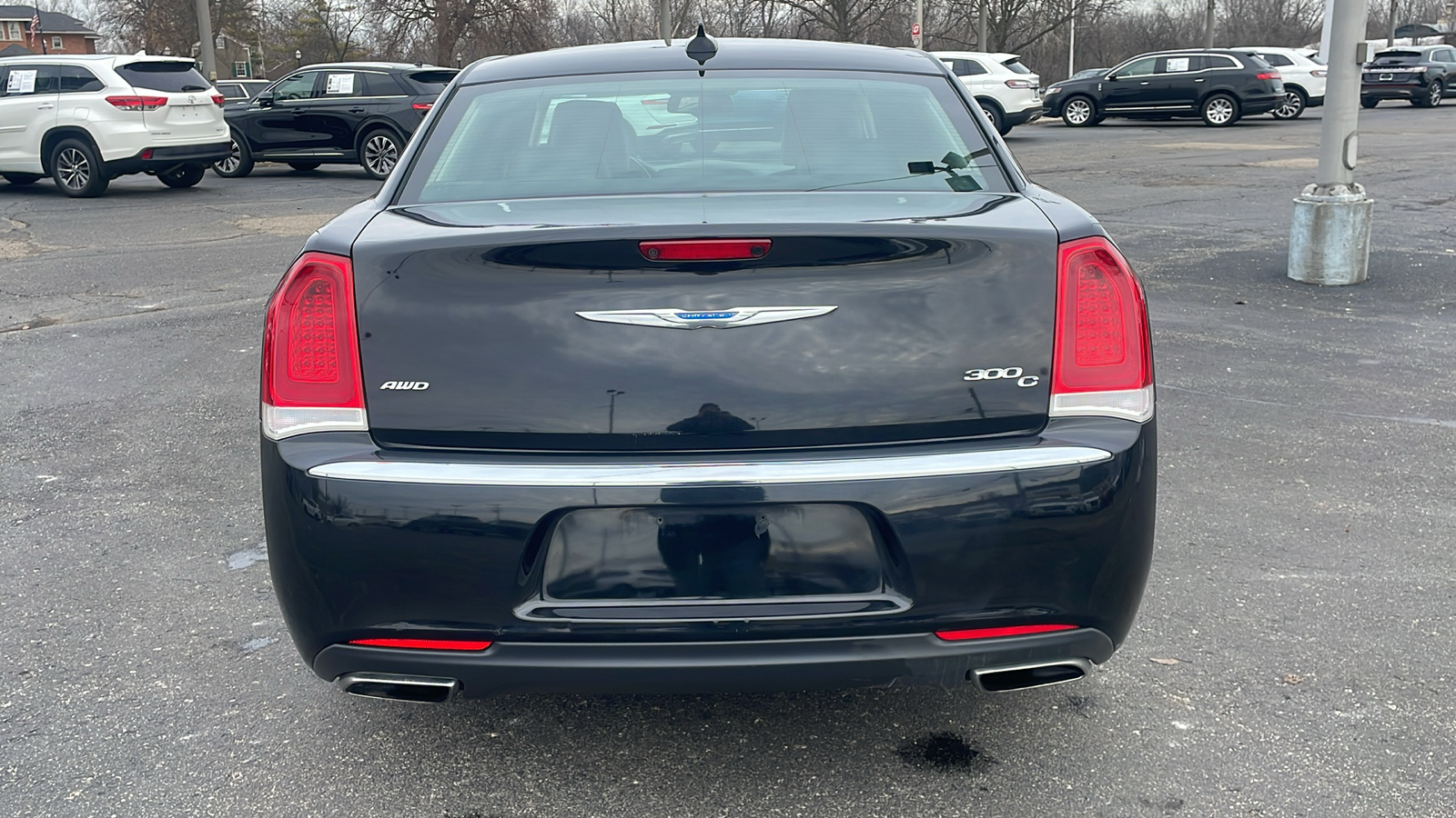 2015 Chrysler 300 C 30