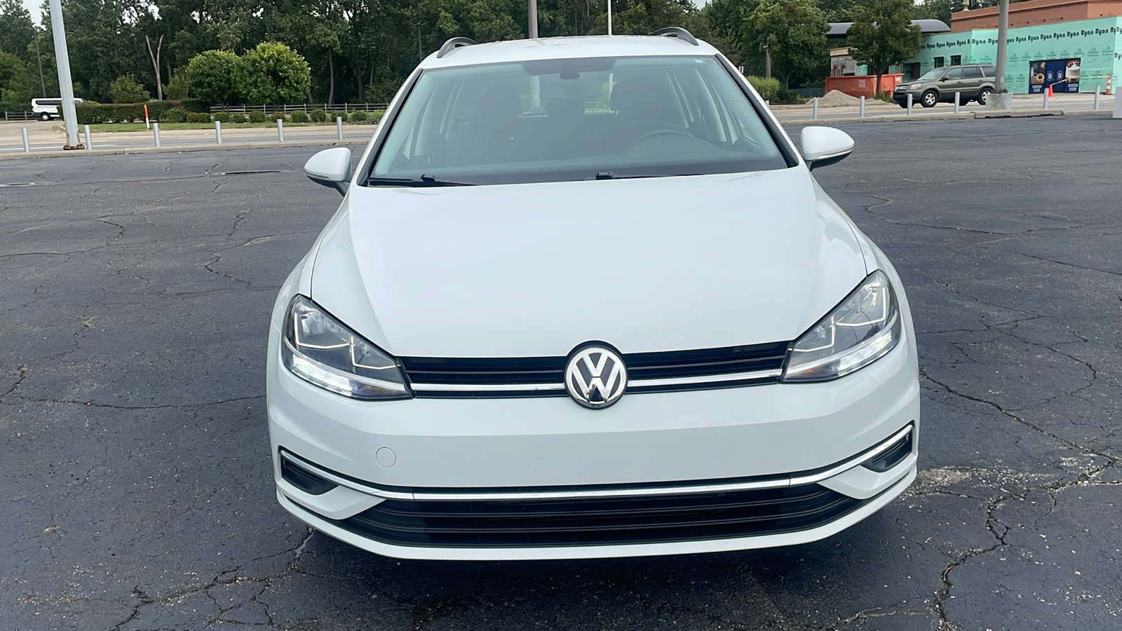 2019 Volkswagen Golf SportWagen S 32