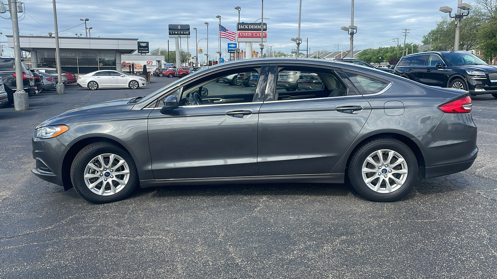 2017 Ford Fusion S 6