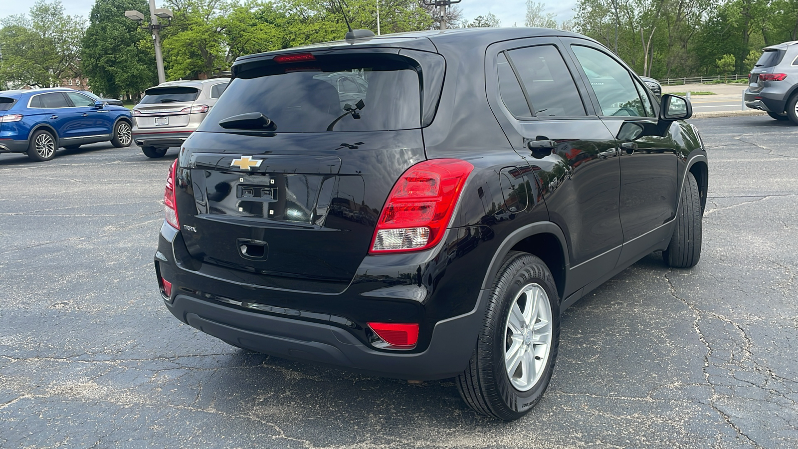 2019 Chevrolet Trax LS 4