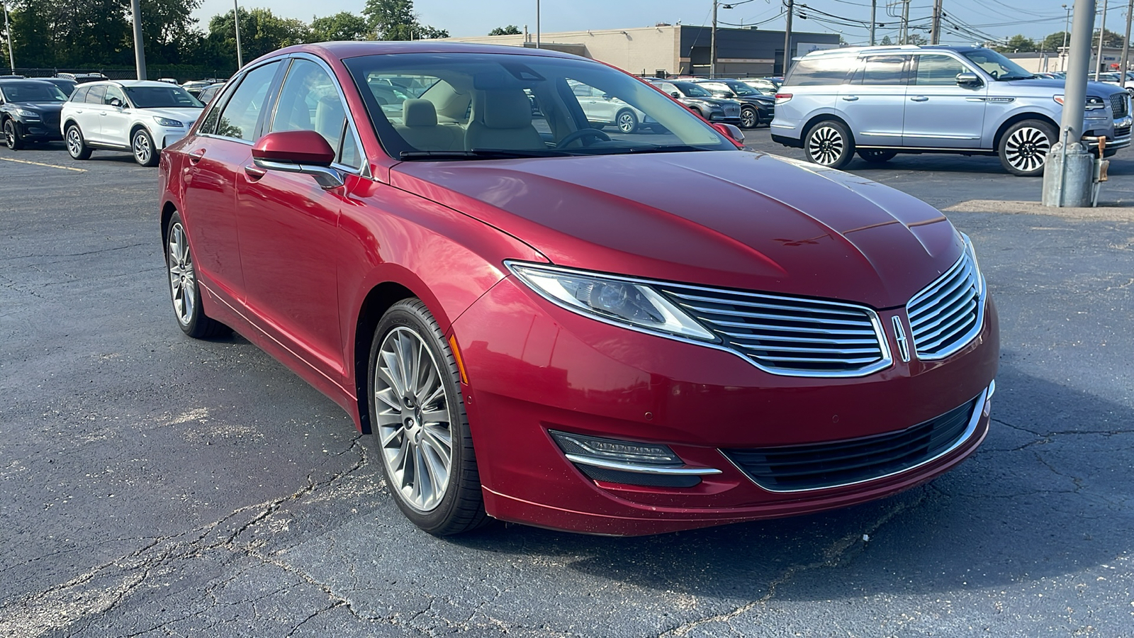 2014 Lincoln MKZ Hybrid 2