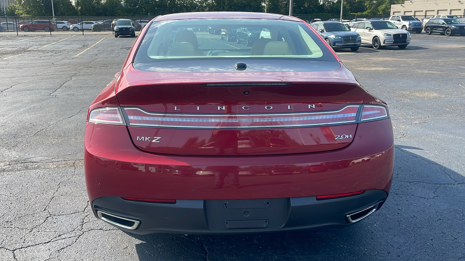 2014 Lincoln MKZ Hybrid 32