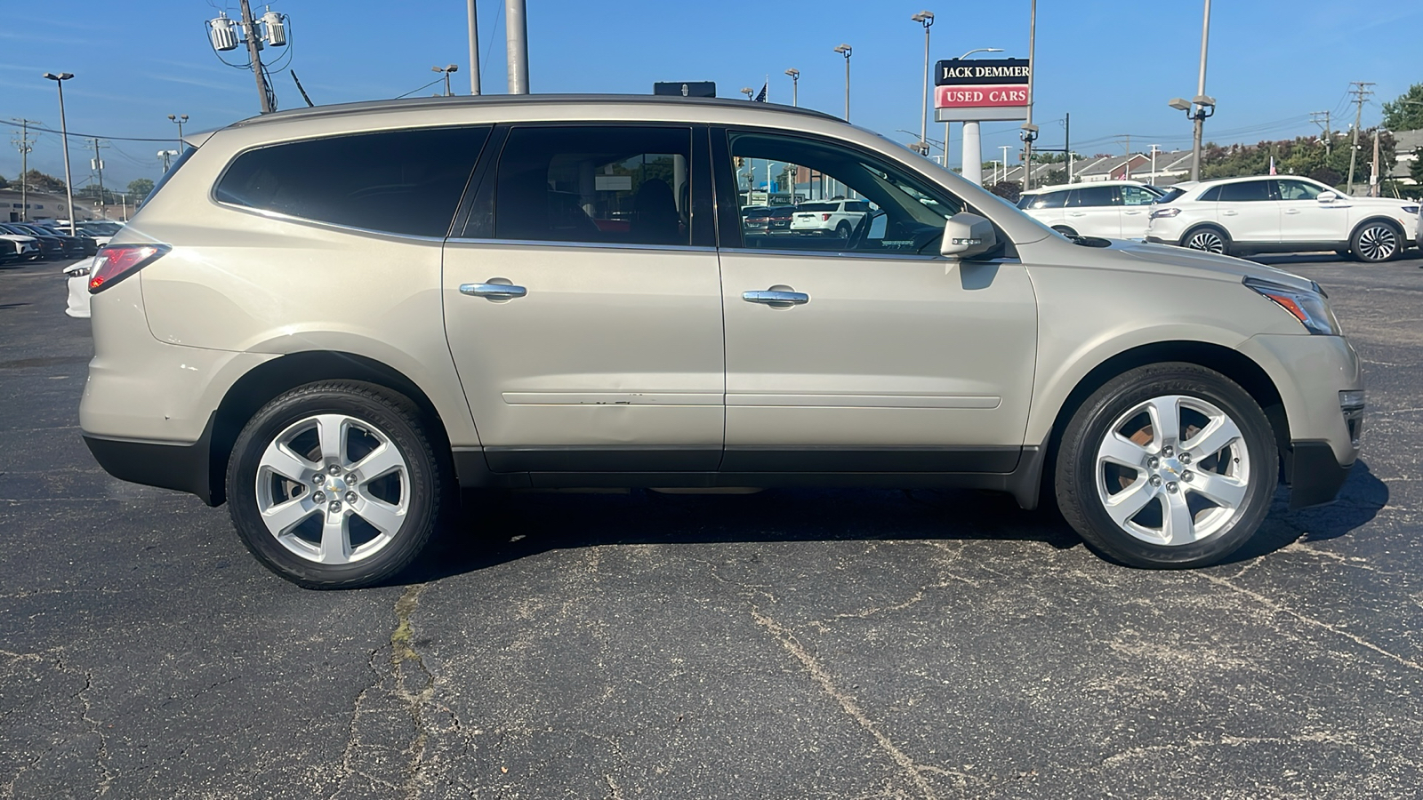 2016 Chevrolet Traverse LT 3