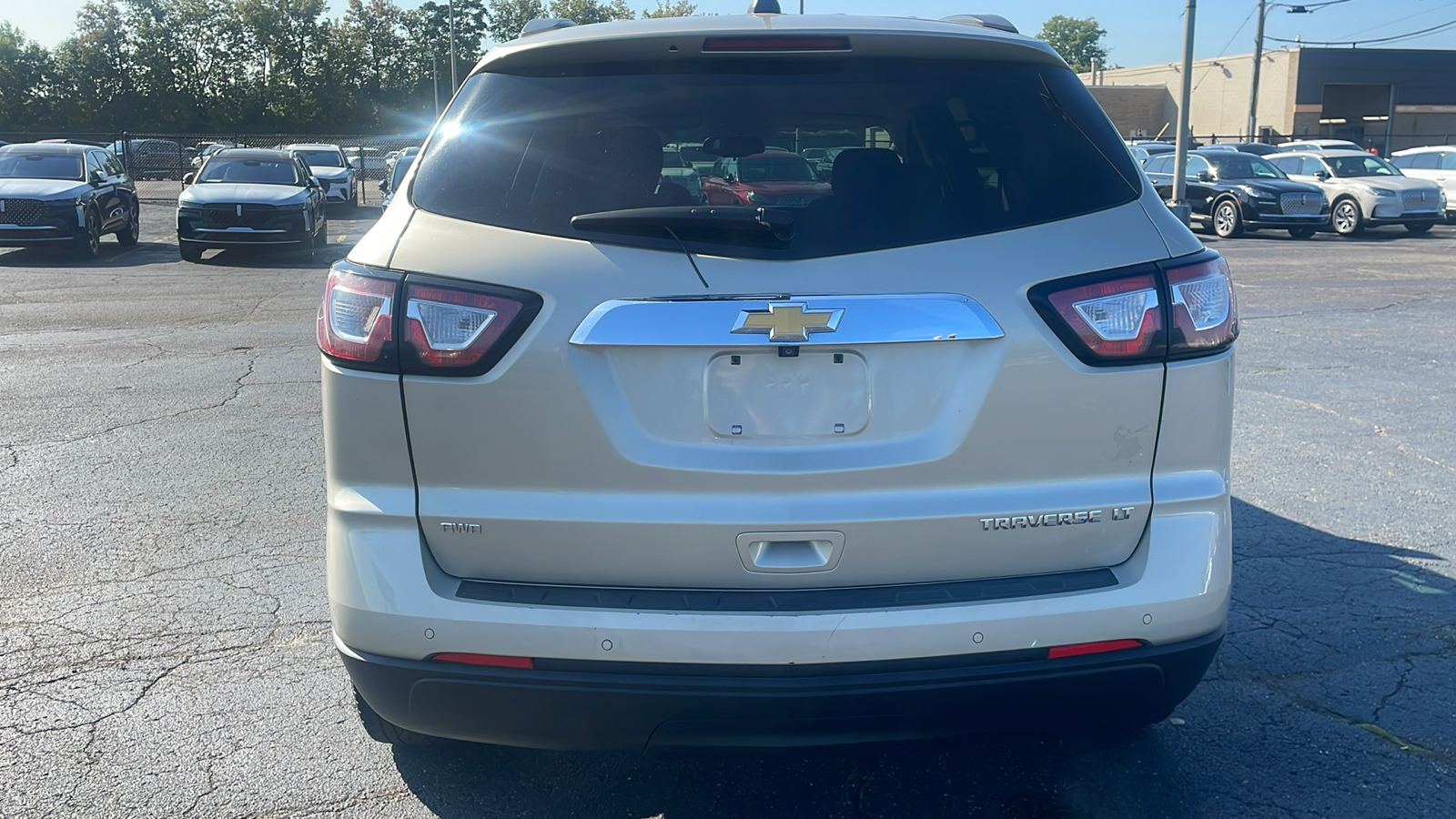 2016 Chevrolet Traverse LT 31