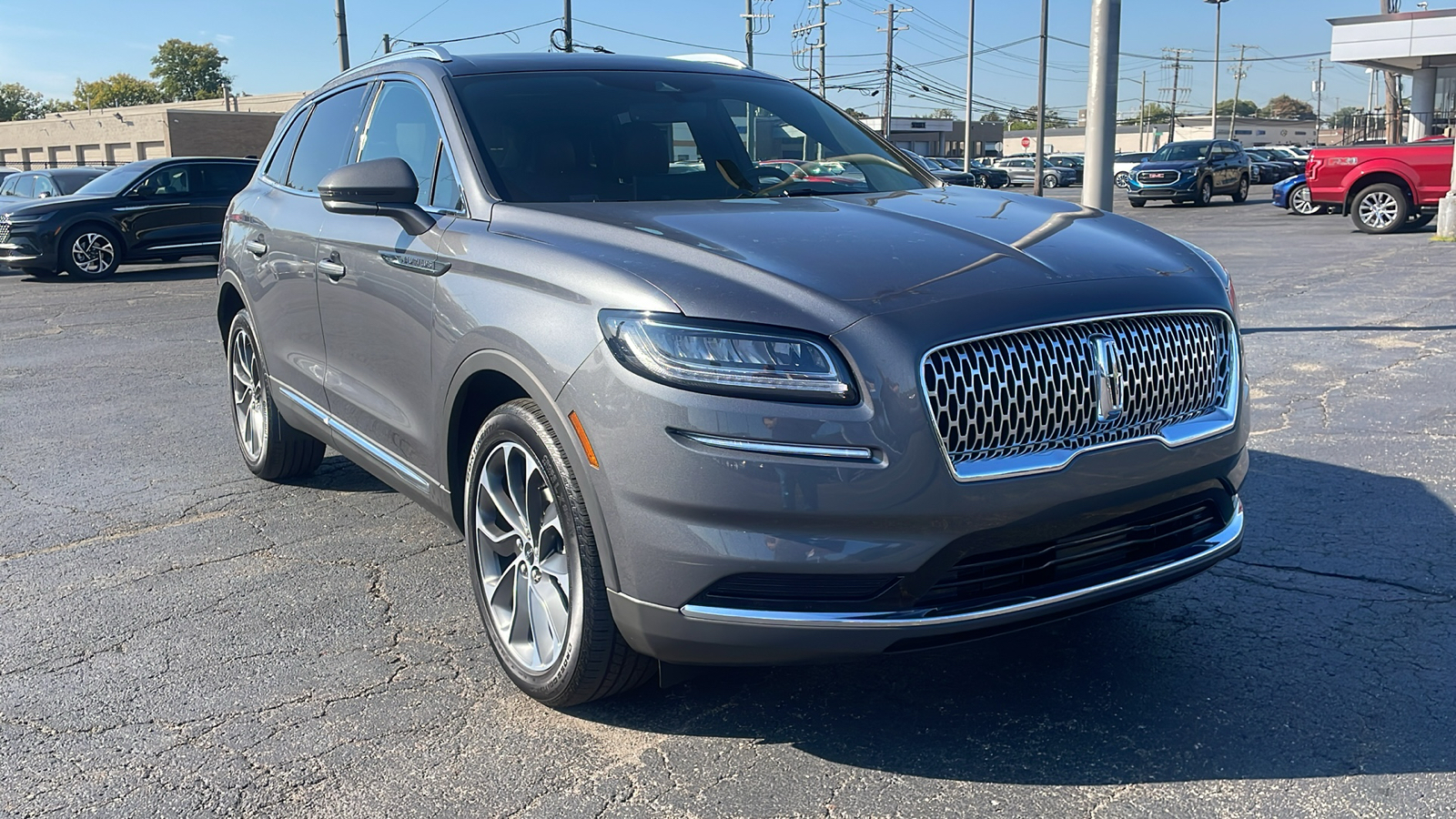 2022 Lincoln Nautilus Reserve 2