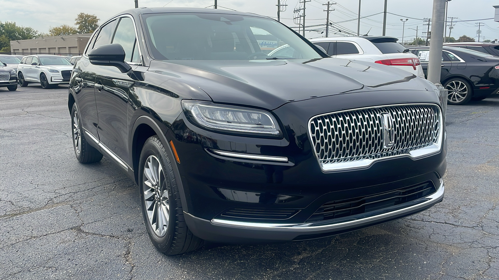 2021 Lincoln Nautilus Standard 1