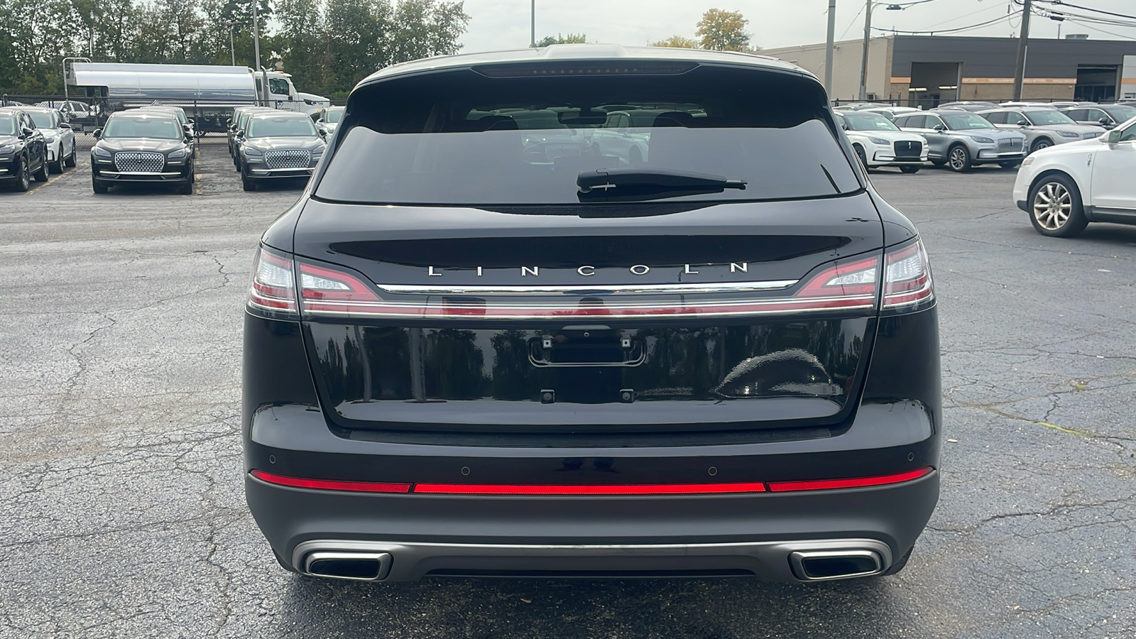 2021 Lincoln Nautilus Standard 32