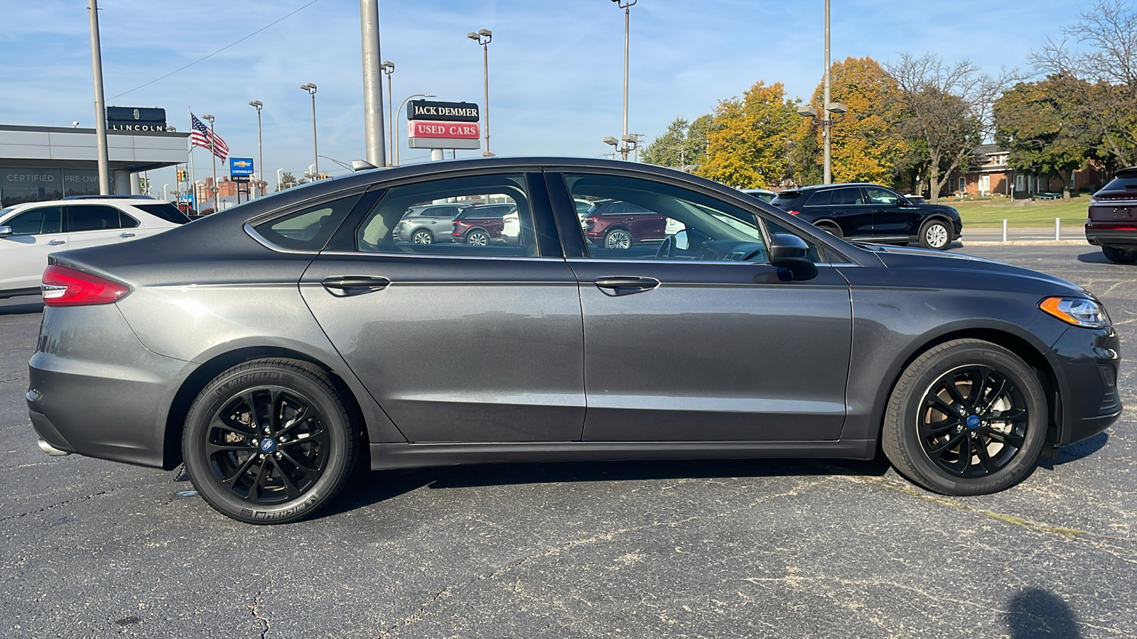 2020 Ford Fusion SE 3