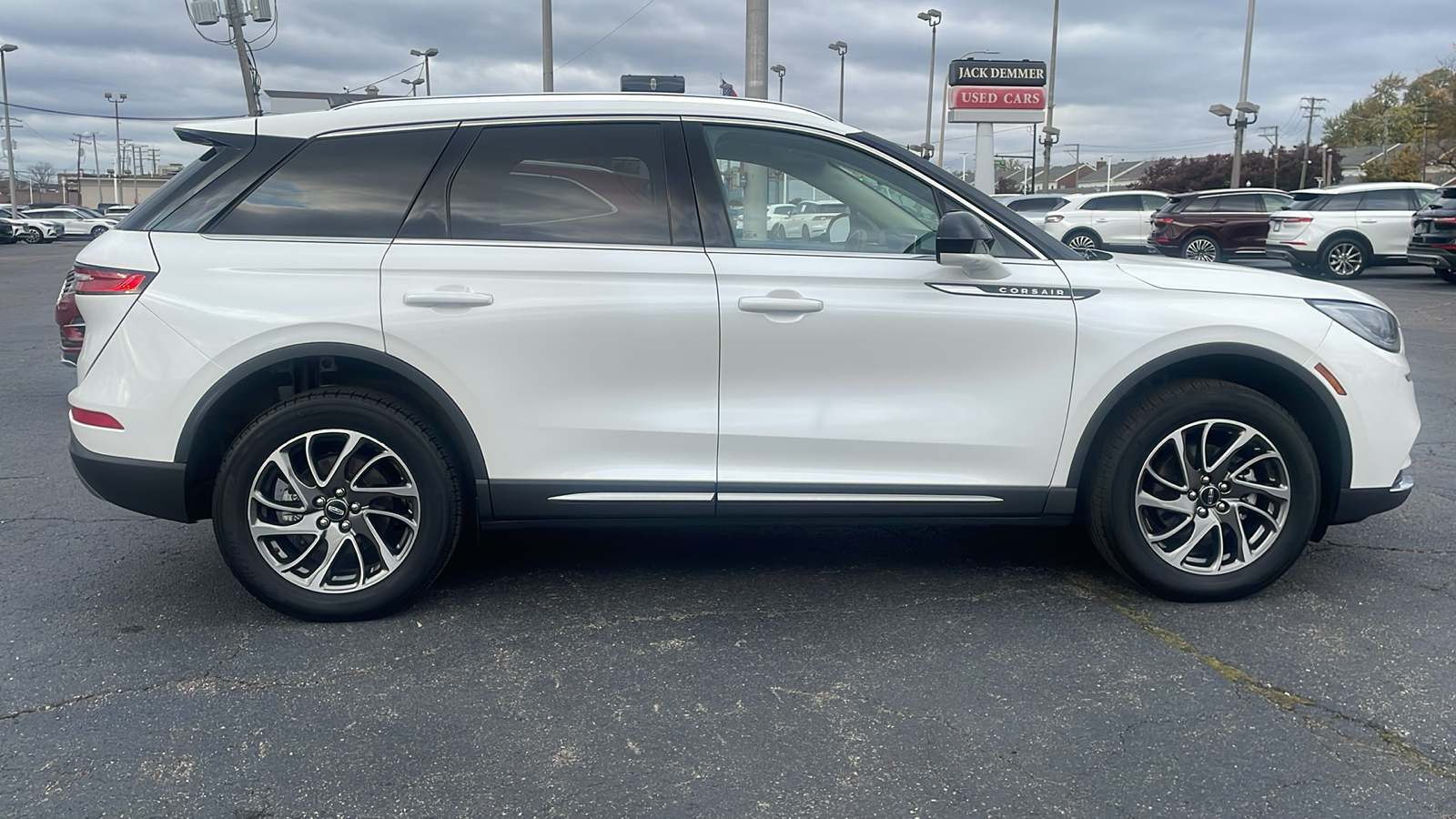 2022 Lincoln Corsair Standard 3