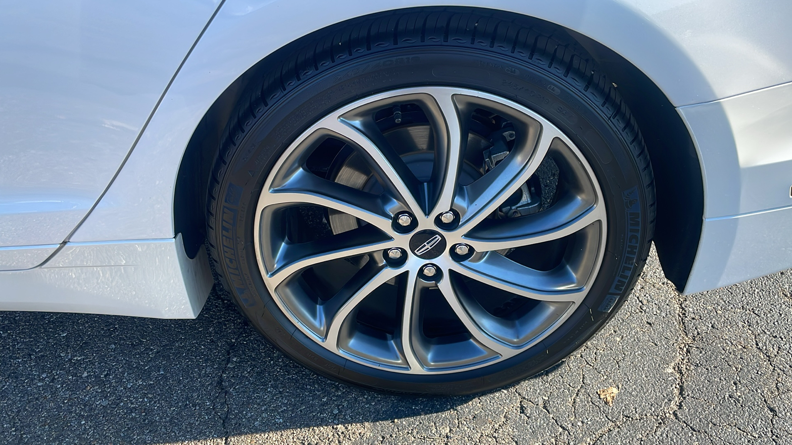 2020 Lincoln MKZ Reserve 27