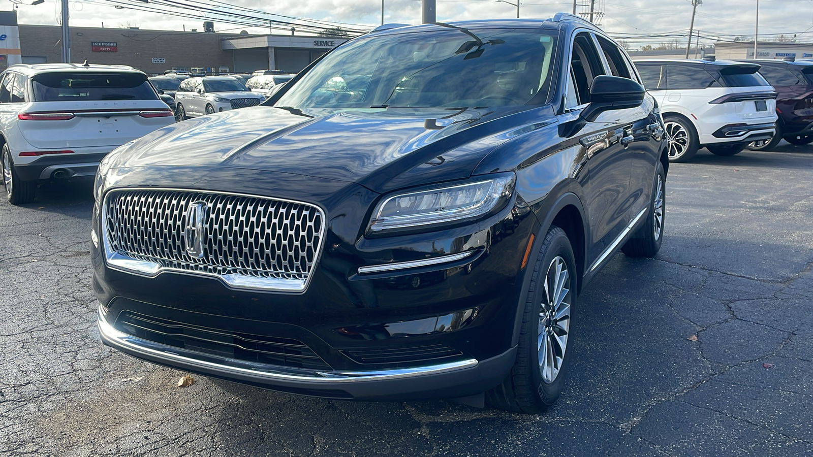 2021 Lincoln Nautilus Standard 7