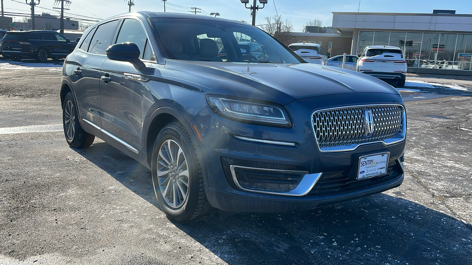 2019 Lincoln Nautilus Select 2