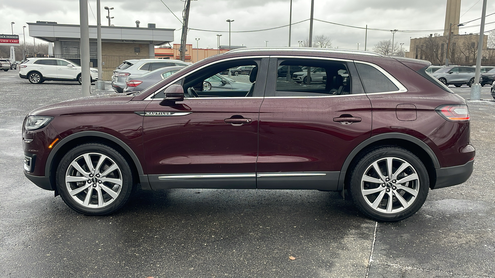 2019 Lincoln Nautilus Select 6