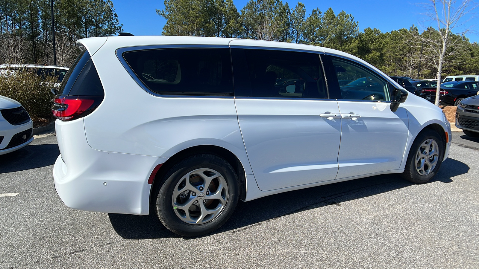 2024 Chrysler Pacifica Limited 5