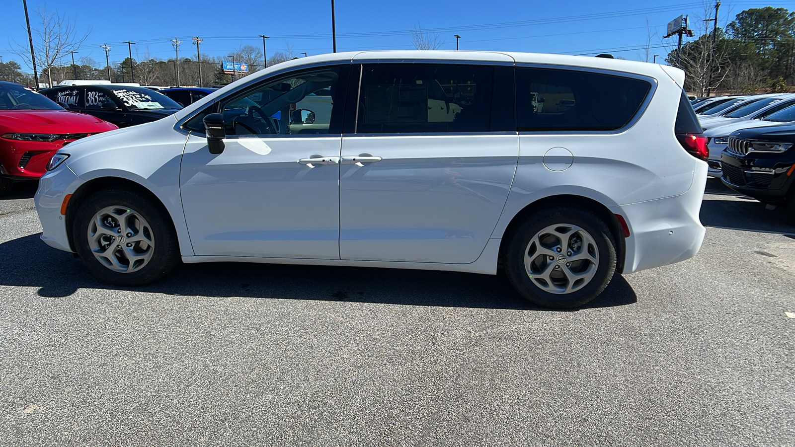 2024 Chrysler Pacifica Limited 8