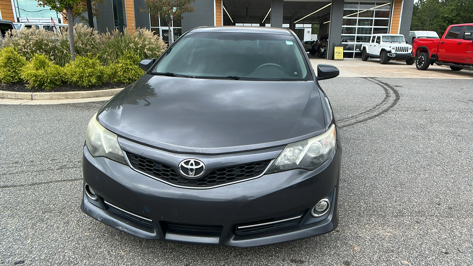 2014 Toyota Camry  2