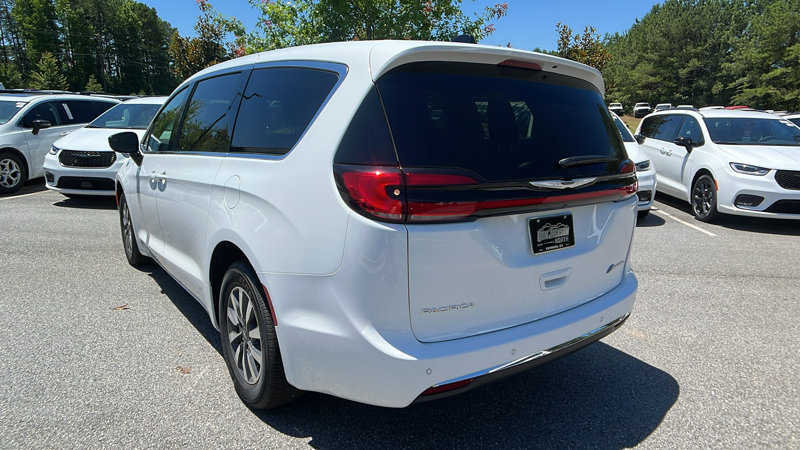 2024 Chrysler Pacifica Hybrid Select 7