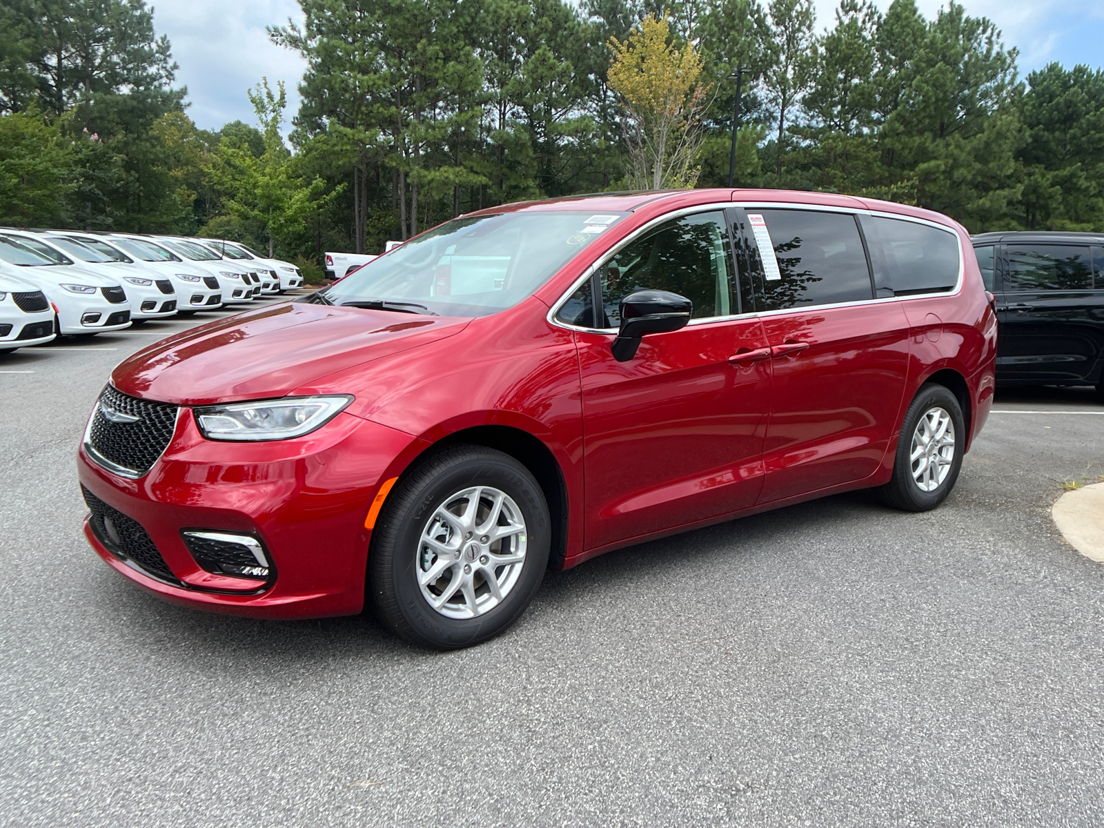 2024 Chrysler Pacifica Touring L 1