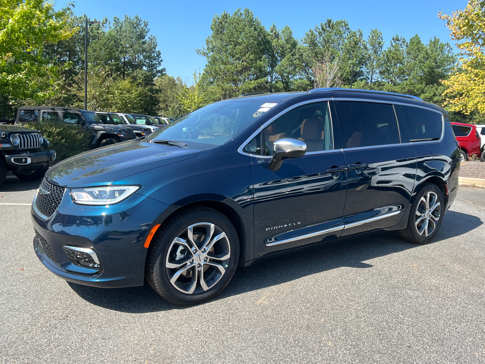 2025 Chrysler Pacifica Pinnacle 1