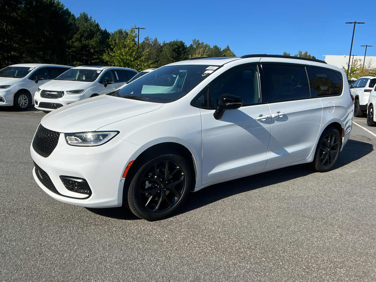 2025 Chrysler Pacifica Limited 1