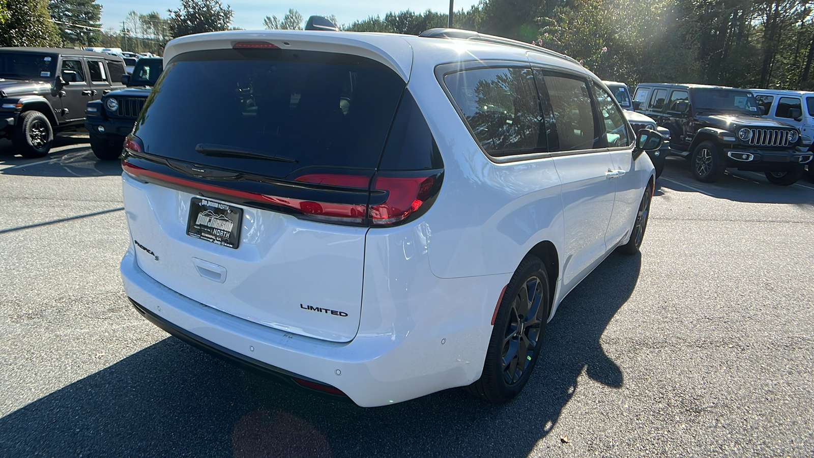 2025 Chrysler Pacifica Limited 5