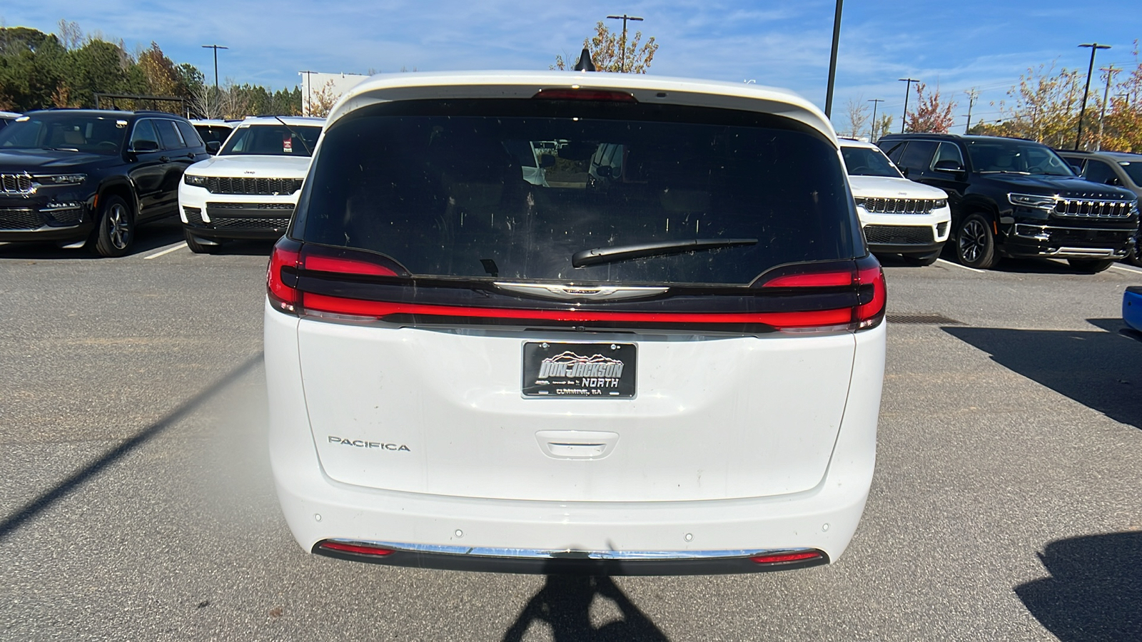 2025 Chrysler Pacifica Select 6