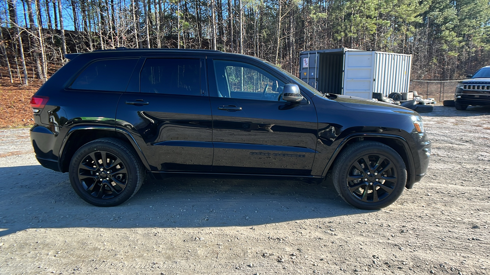 2019 Jeep Grand Cherokee Altitude 4