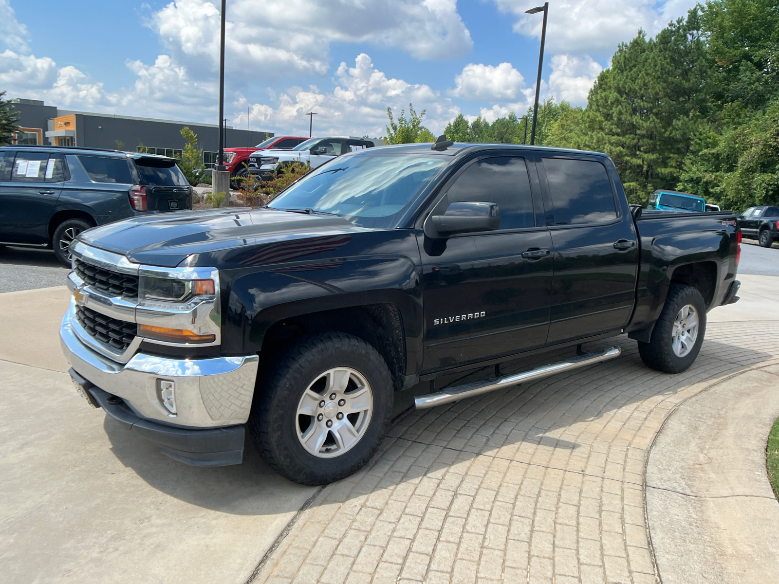 2017 Chevrolet Silverado 1500 LT 1