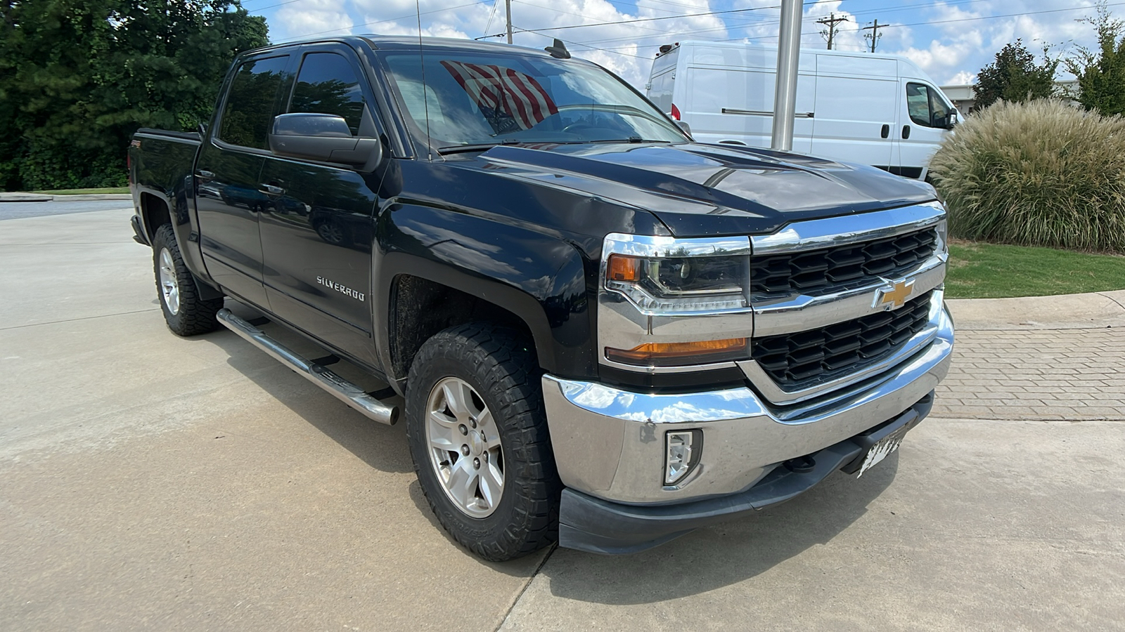 2017 Chevrolet Silverado 1500 LT 3